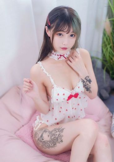 免费女高_蓝光影视在线观看